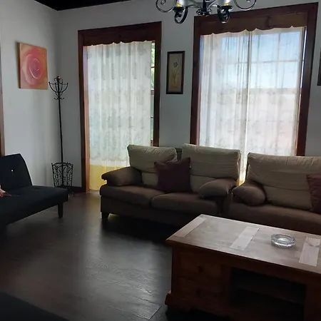 Hébergement de vacances Canarian House With Views And Pool *