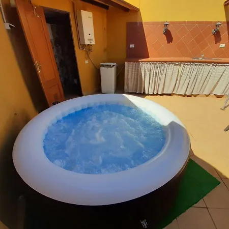 Canarian House With Views And Pool Hébergement de vacances Los Realejos