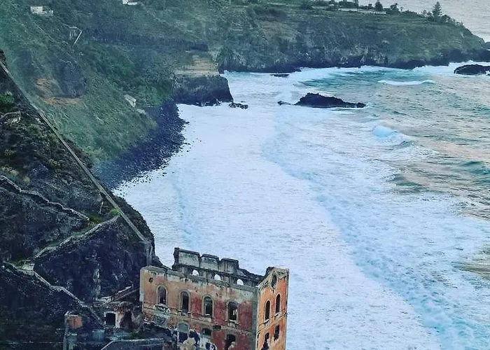 Canarian House With Views And Pool