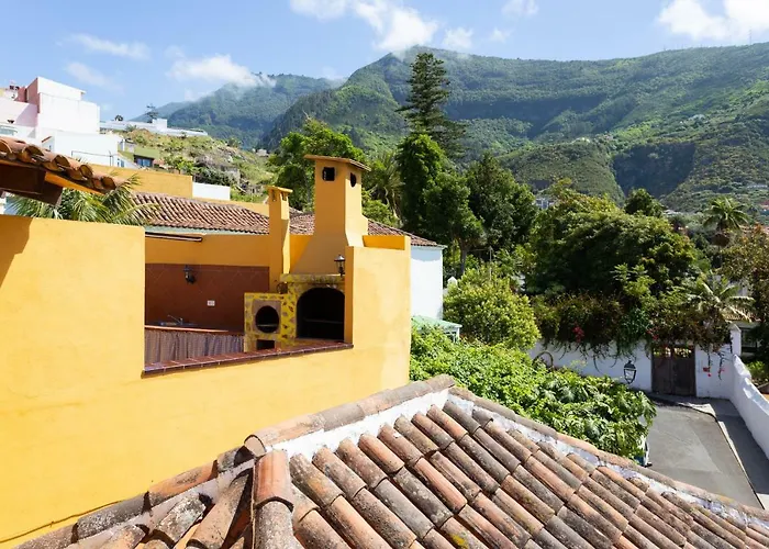 Ferienhaus Canarian House With Views And Pool Los Realejos