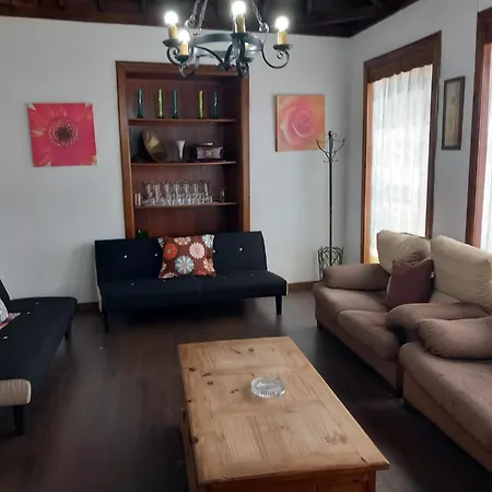 Canarian House With Views And Pool