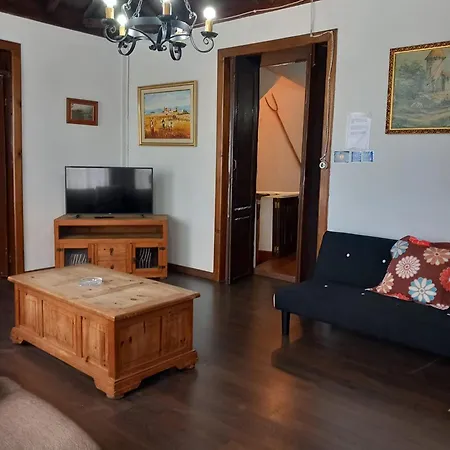 Дом отдыха Canarian House With Views And Pool Лос-Реалехос