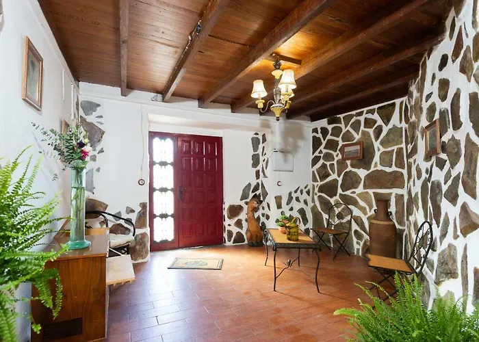 Canarian House With Views And Pool בית נופש *