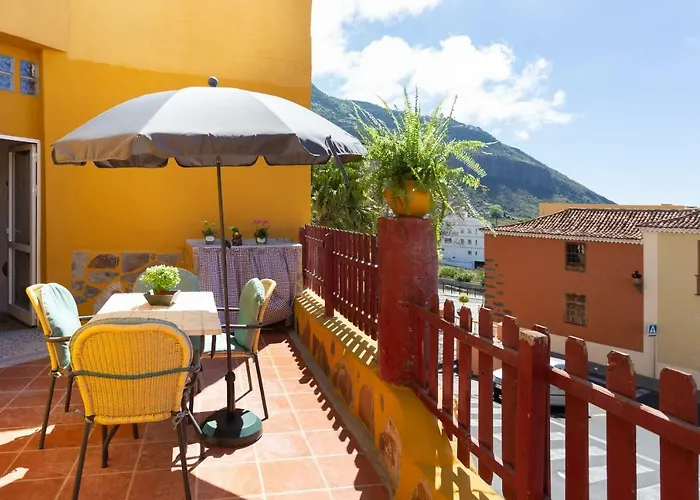 Canarian House With Views And Pool בית נופש *