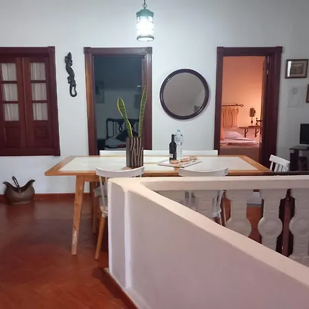 Canarian House With Views And Pool * ロス・レアレホス